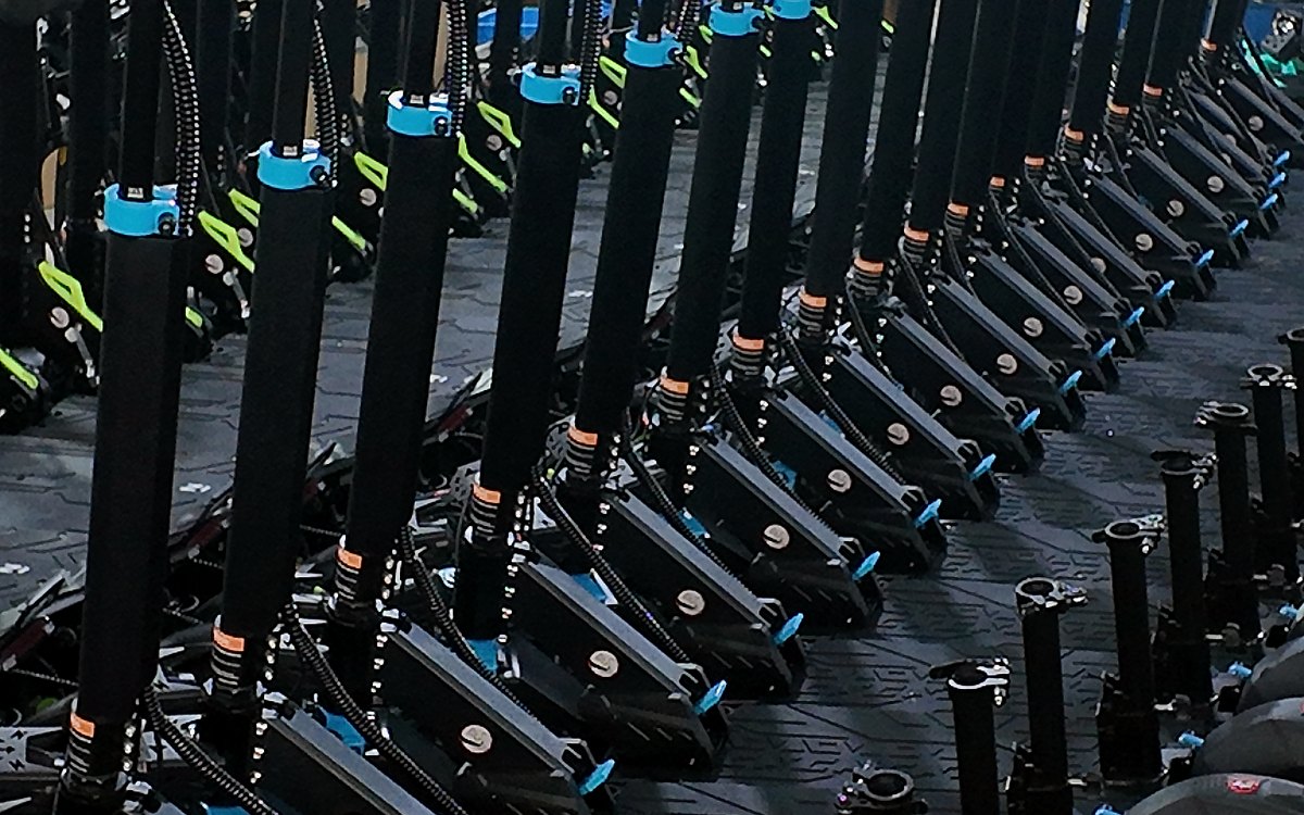 Seated vs Off-Road Electric Scooters for B2B Buyers
